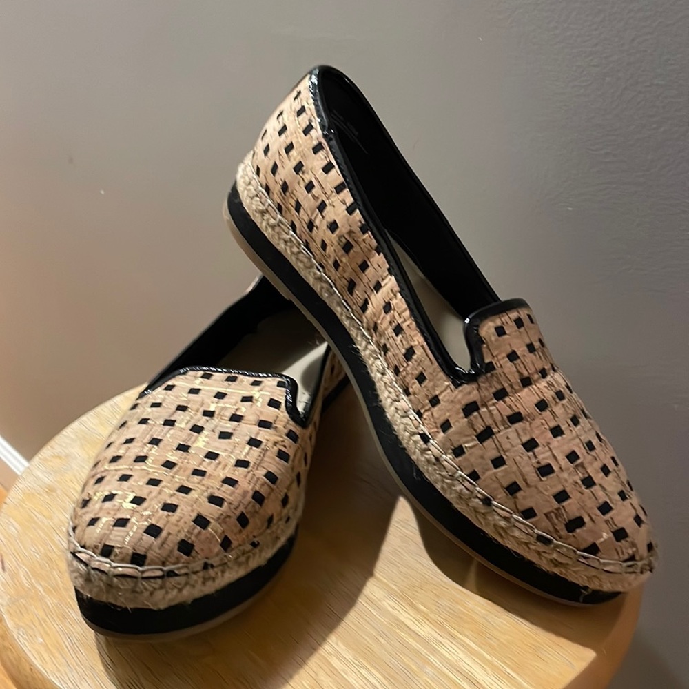 Sondra Robert’s ladies size 10 slip-on loafers. Worn once, in great condition!